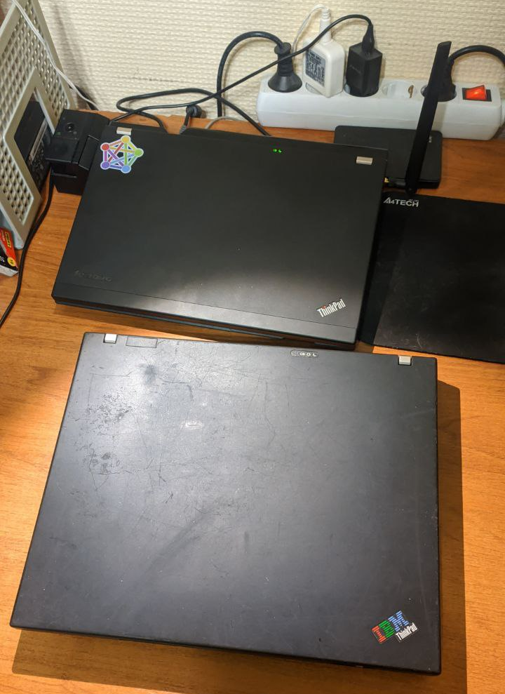 ThinkPad T60 рядом с X230